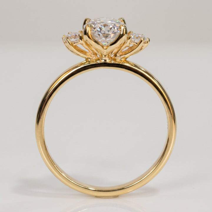 1.03 Ct Oval Lab-Grown Diamond Three-Stone Engagement Ring in 14K Yellow Gold — D/VVS2 IGI Certified — View 3