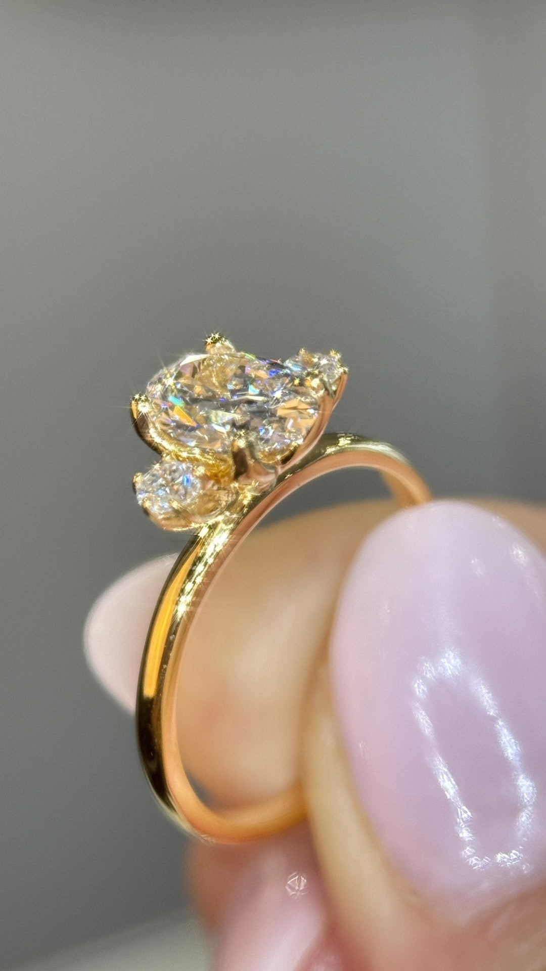 1.03 Ct Oval Lab-Grown Diamond Three-Stone Engagement Ring in 14K Yellow Gold — D/VVS2 IGI Certified — View 7