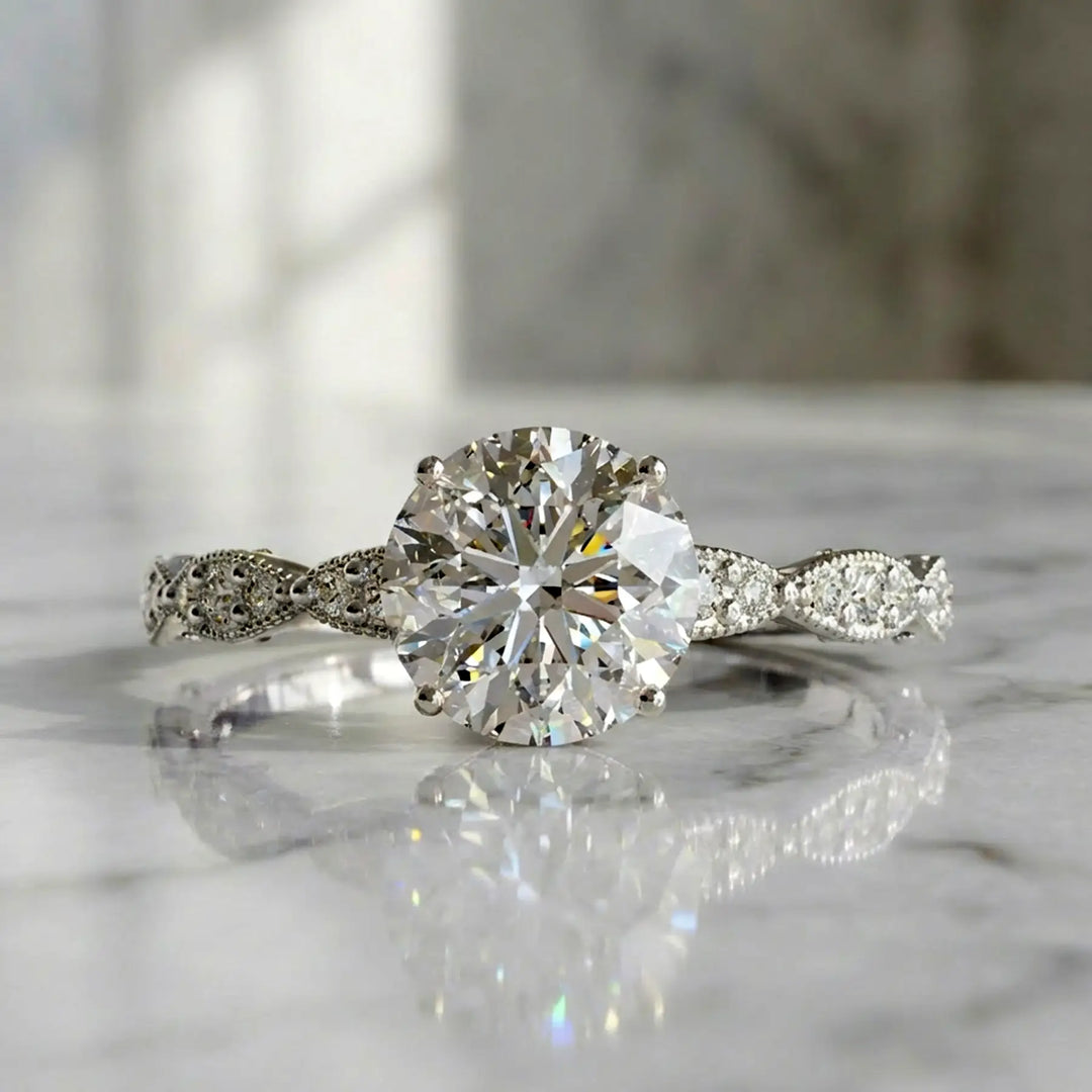 Elegant Round Lab-Grown Diamond Engagement Ring in Scalloped Band