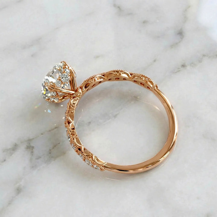 Elegant Round Lab-Grown Diamond Engagement Ring in Scalloped Band