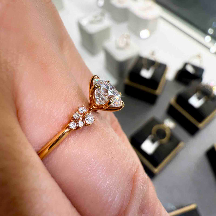 Elegant 14K Rose Gold Round Moissanite Engagement Ring