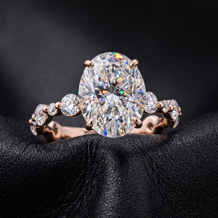 2CT moissanite engagement ring.