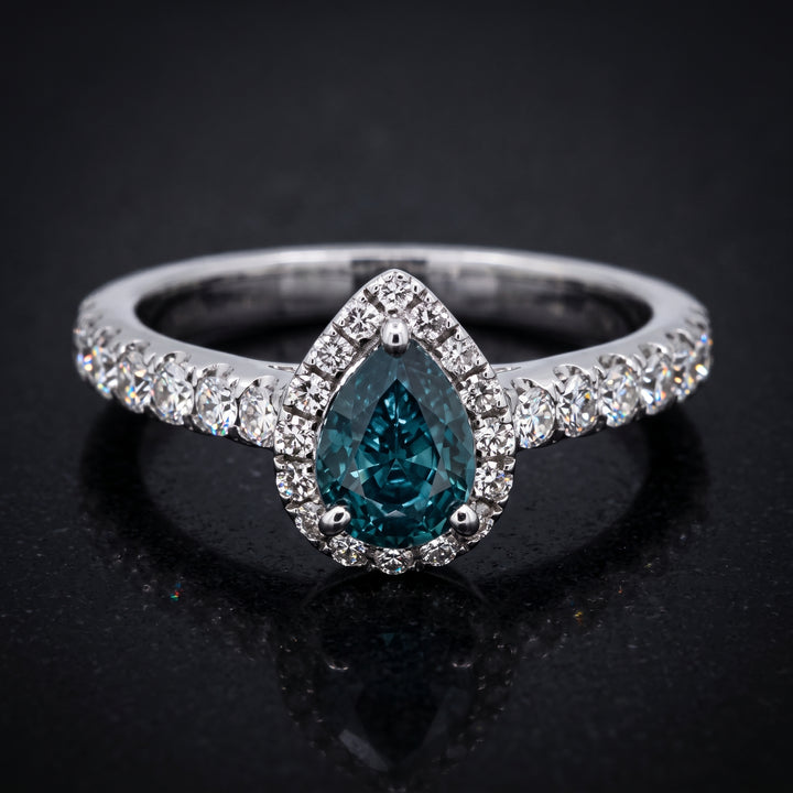 Elegant Pear-Shaped Blue Sapphire Halo Ring in 14K Gold with Diamonds