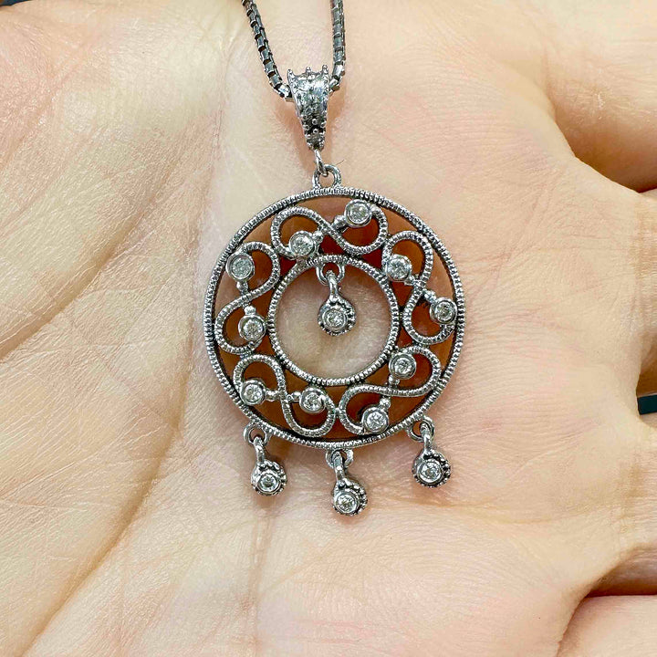 18K White Gold Pendant with Natural Diamonds in Vintage Style