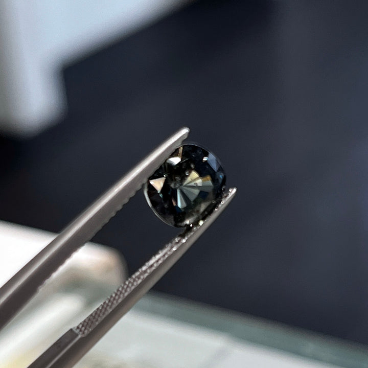 Certified 2.85ct cushion cut color-change sapphire unheated