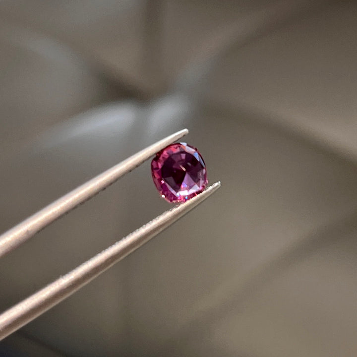 Light pink cushion sapphire 1.04ct loose gemstone