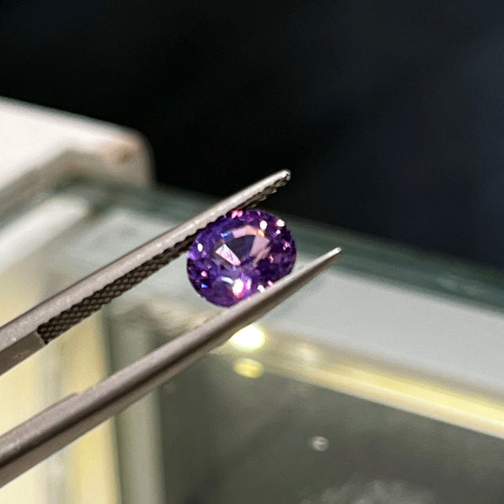 Oval light purple sapphire 1.79ct loose gemstone
