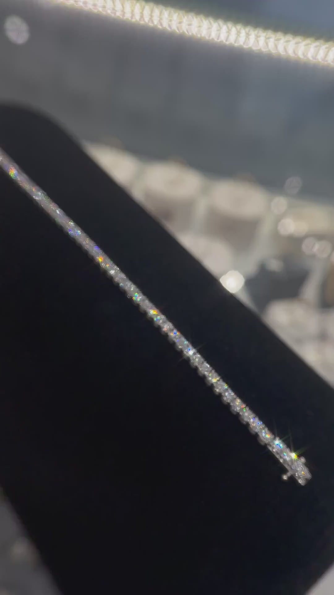 Studio video of the 8.25 carat lab-grown diamond tennis bracelet