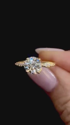 1.54 Ct Round Lab-Grown Diamond Side-Stone Engagement Ring in 14K Yellow Gold — D/VVS2 IGI Certified — Product video